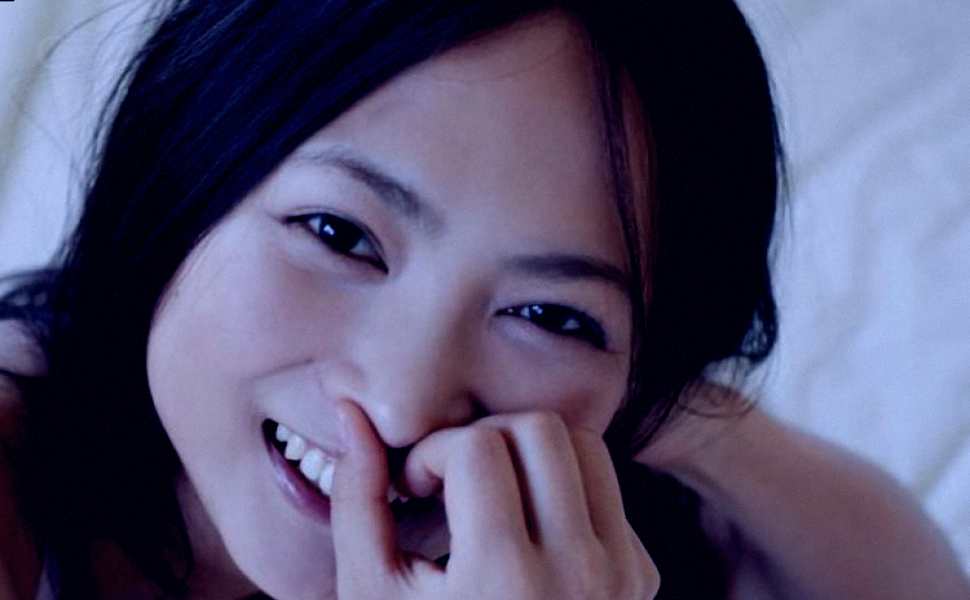 福建南平夜宵摊惊现持剪狂捅女生的男子，专挑弱女子下手？